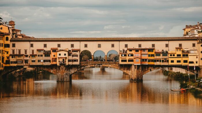 Explore Florence’s Hidden Gems: Arno River Tour