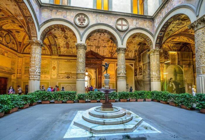 Private Florence Medici Walking Tour 2 Hours