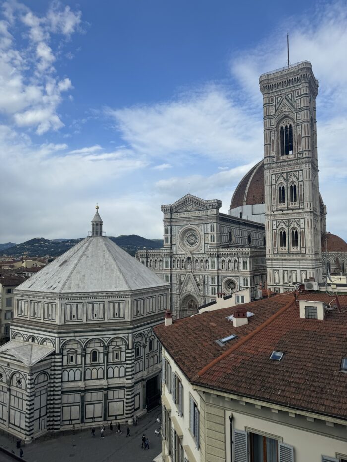 Florence Private Sunset Rooftop Aperitivo Experience – Panoramic Views & Wine 2.5 Hours